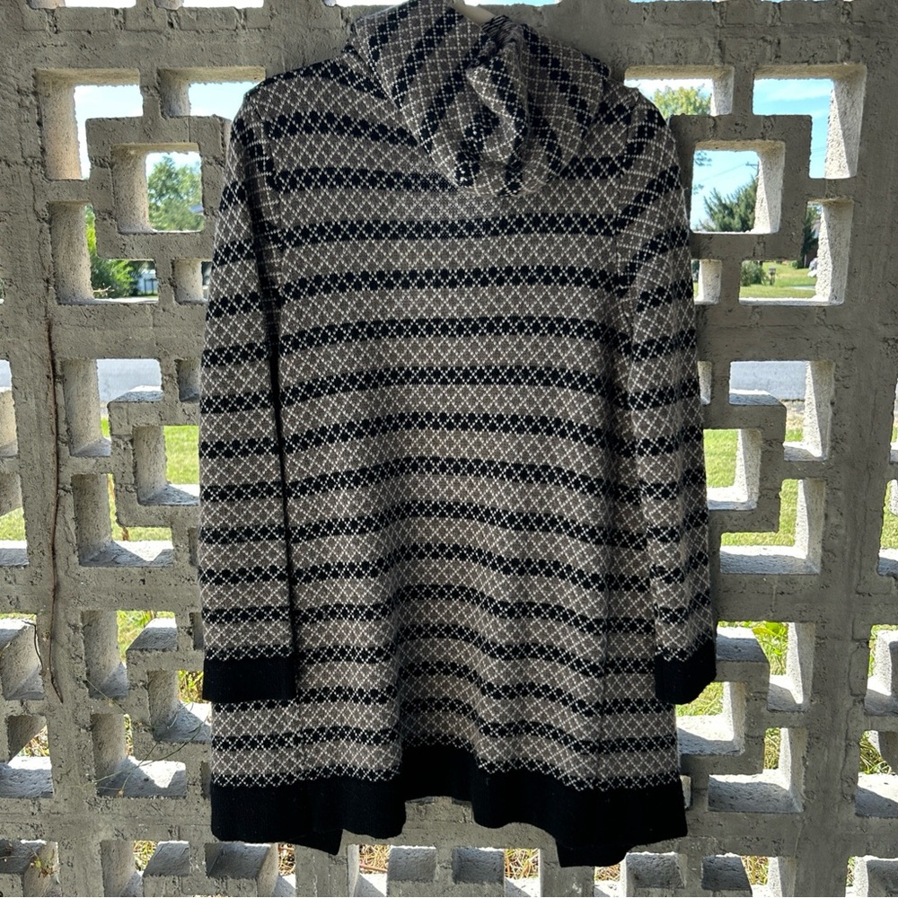 Anthropologie Yoon Sweater Monochrome Geometric Cardigan Hooded Oversized - Picture 2 of 7